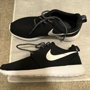 Nike Roshe run sneaker